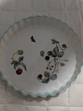 Royal Worcester Strawberry Fair Quiche Dish / Royal Worcester Strawberry Fair